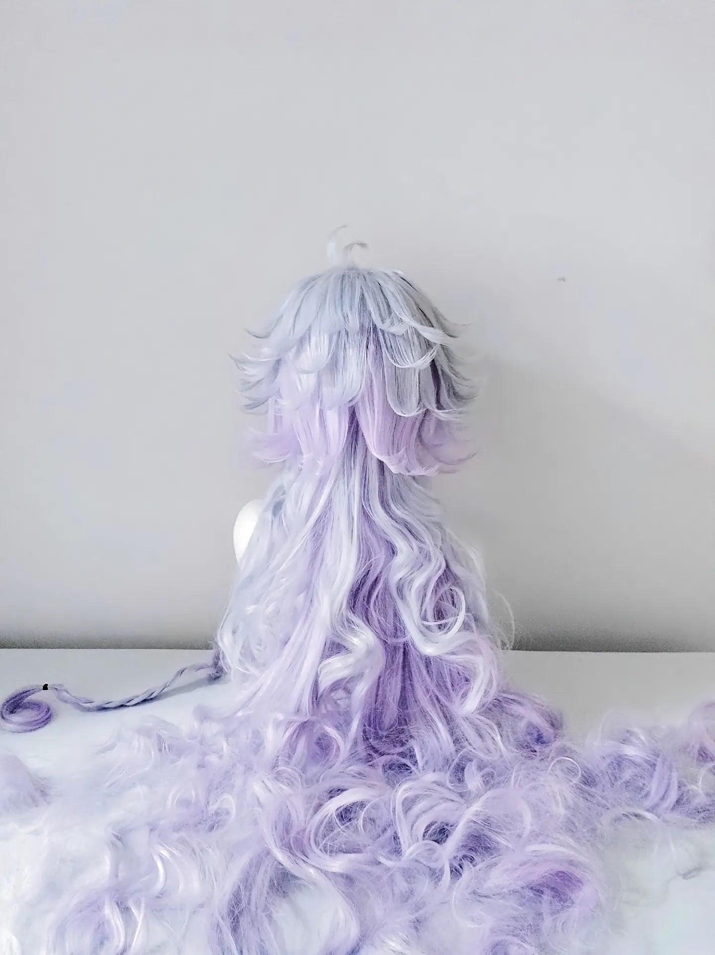 Merlin Cosplay Wig - Fully Customizable for Fantasy Fans & Cosplayers