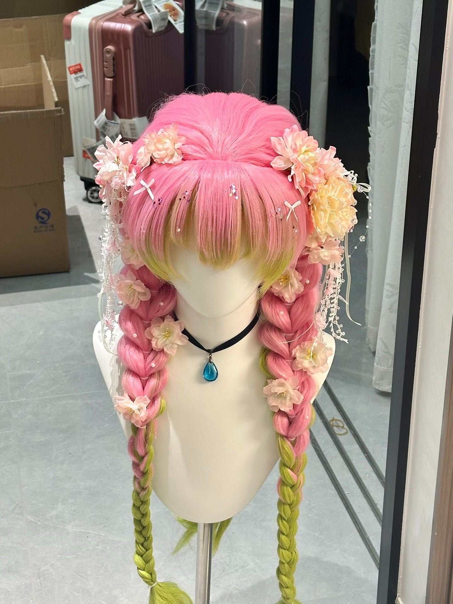 Heat-Resistant Mitsuri Kanroji Wig | Demon Slayer Cosplay Essential